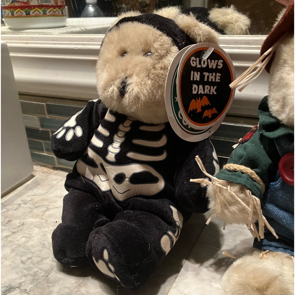 Two New 1999 & 2001 Starbucks Bearista Bears Halloween Skeleton & Scarecrow NWT - Picture 2 of 6